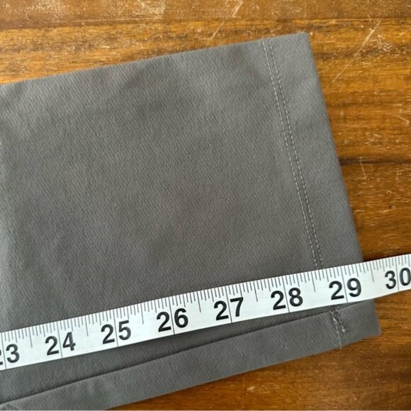 Athleta Gray Leggings‎ with High-Waisted Design and Smooth Stretchy Fabric - Picture 6 of 9